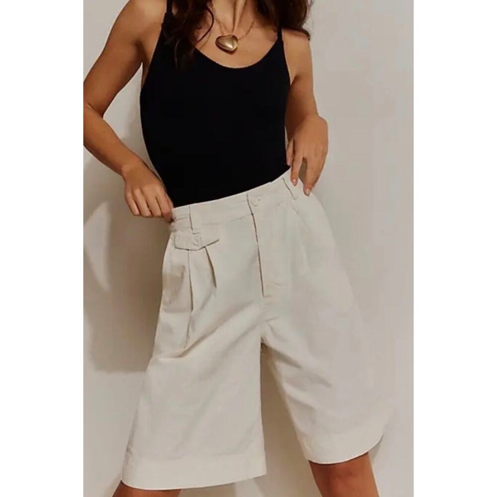 NEW Free People Optic White High Street Pleated Cotton Blend Trouser Shorts SZ 6